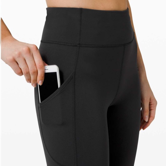 SOLD- Lululemon Legging High Rise 25” 7/8 Pockets Athletic Women’s size 4 - Picture 2 of 16